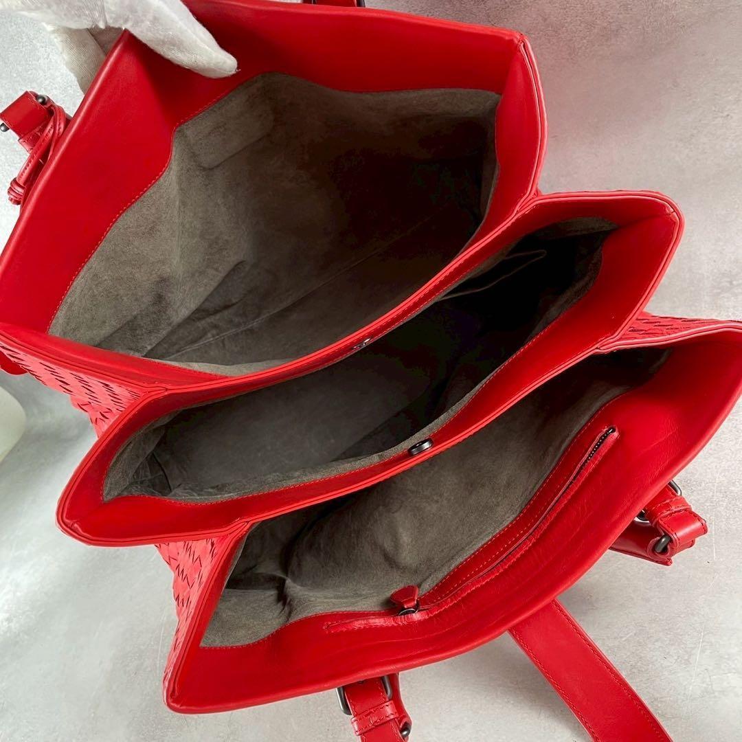 ボッテガヴェネタ ハンドバッグ ローマ ロック付き イントレチャート 本革