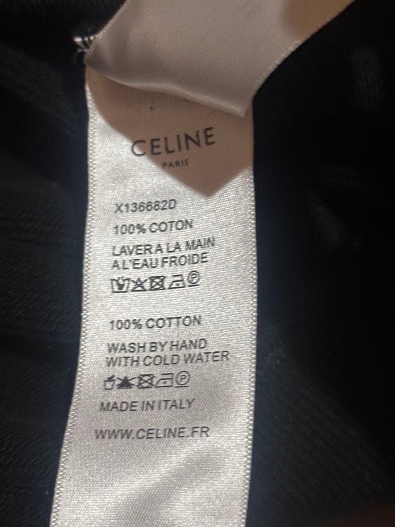 CELINEロゴ 黒パーカー
