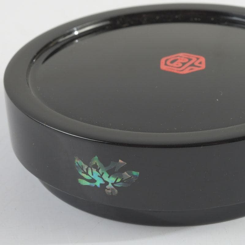 茶道具　南山谷俊成作　乾漆　蓬莱漆器　樹齢香合　共箱　V　9484