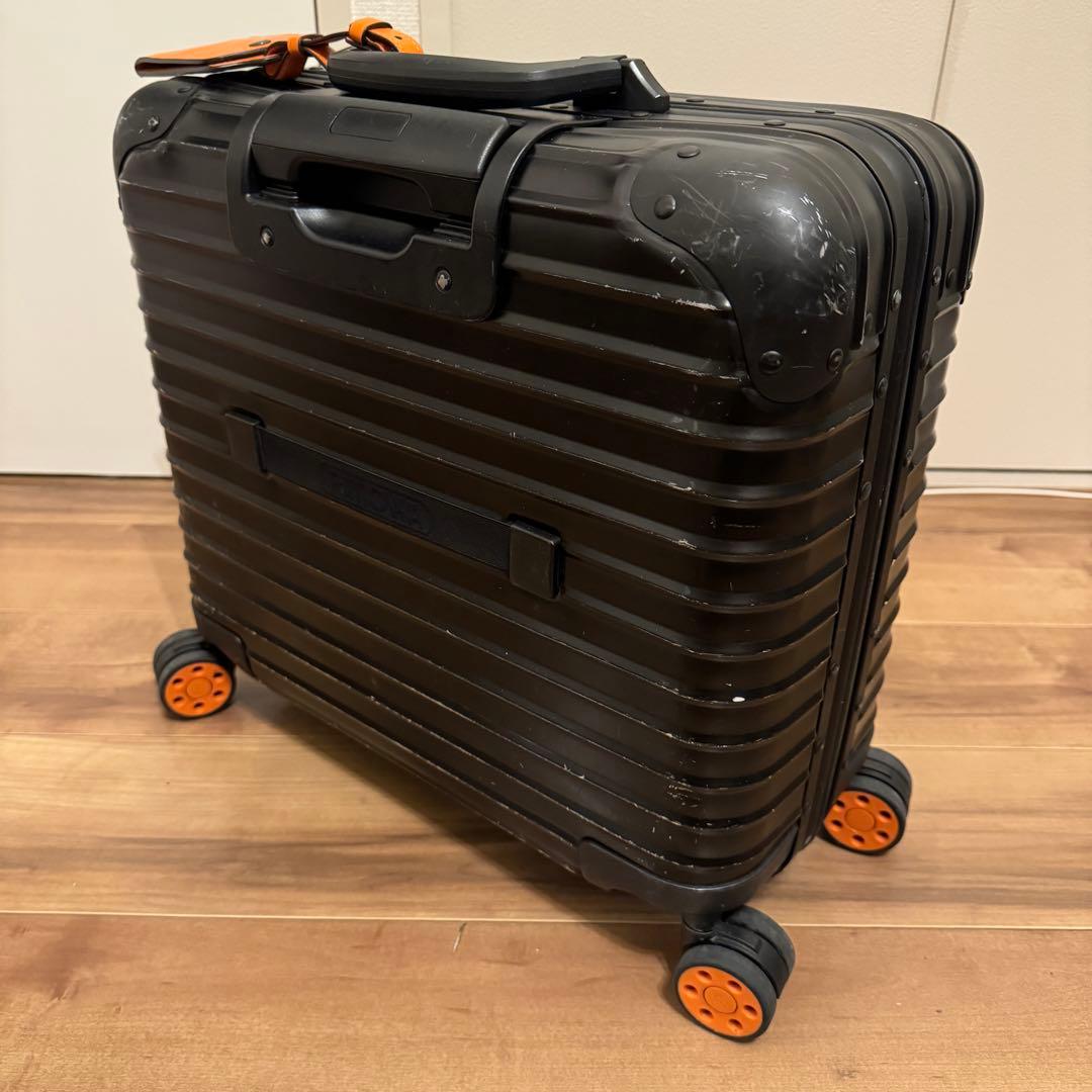 ホイールカスタム】リモワ トパーズステルス ビジネストローリー
