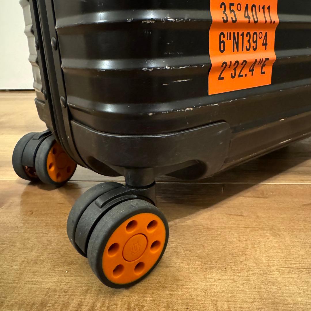 ホイールカスタム】リモワ トパーズステルス ビジネストローリー