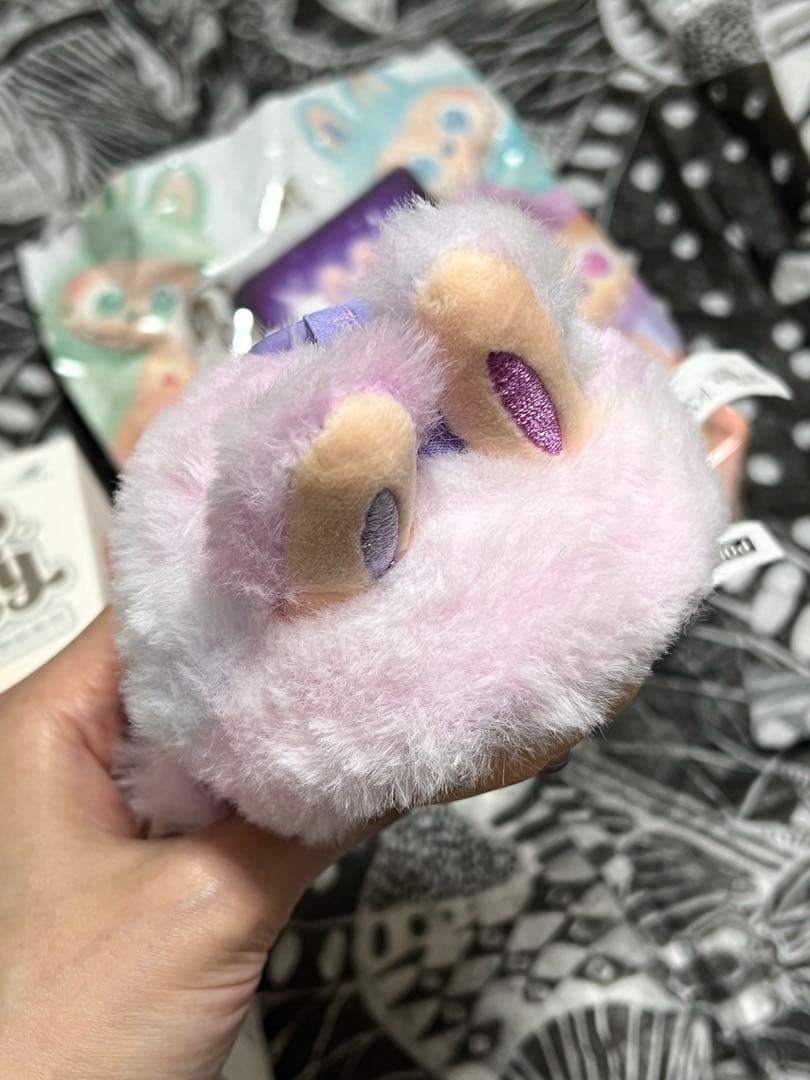 正規品　popmart labubu Big into Energy ラブブ