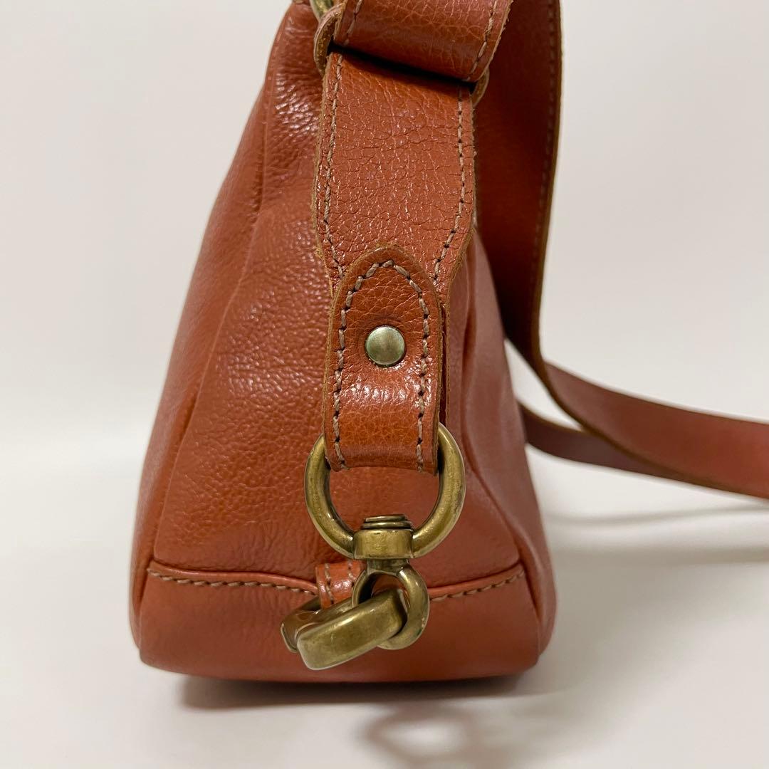 【24時間以内発送】イルビゾンテ　ショルダーバック　レザー