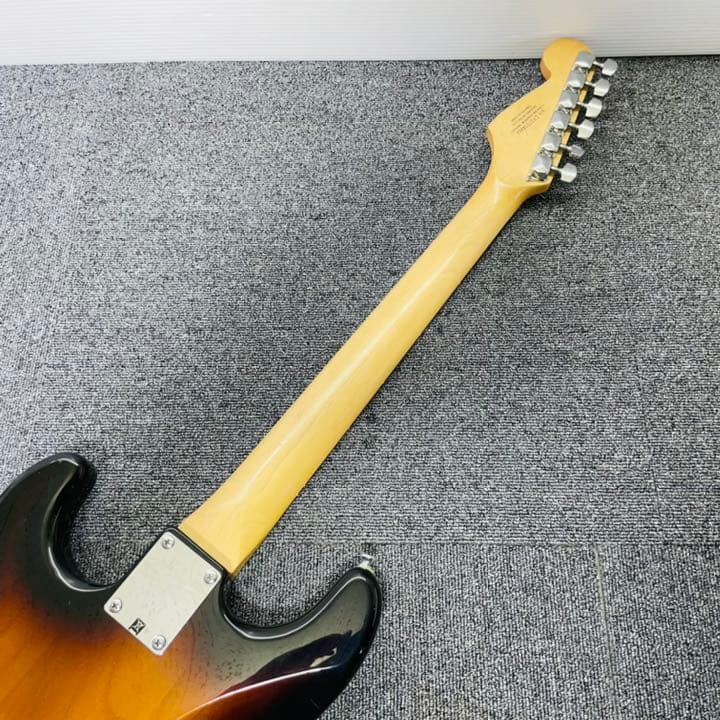 SQUIER FENDER エレキギター　BULLET START