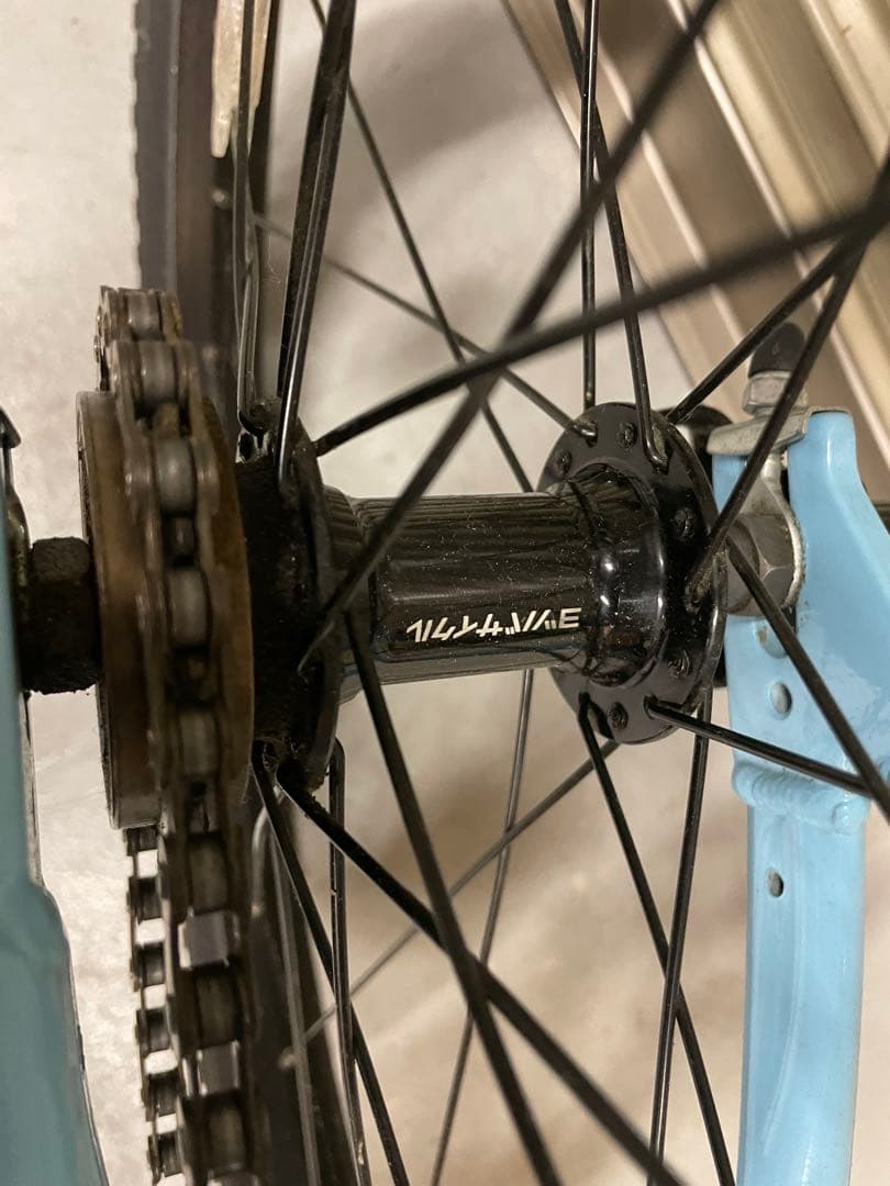 【送料別】ヨツバサイクル22インチ　ラムネブルー