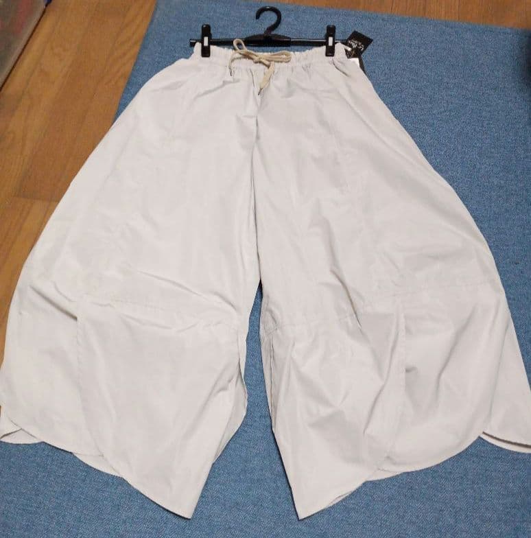 ♦【アコーレ】ベージュ サルエルパンツ 調整可能ウエスト¥15,000