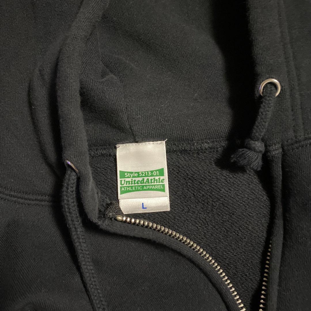 AK-69グッズパーカー