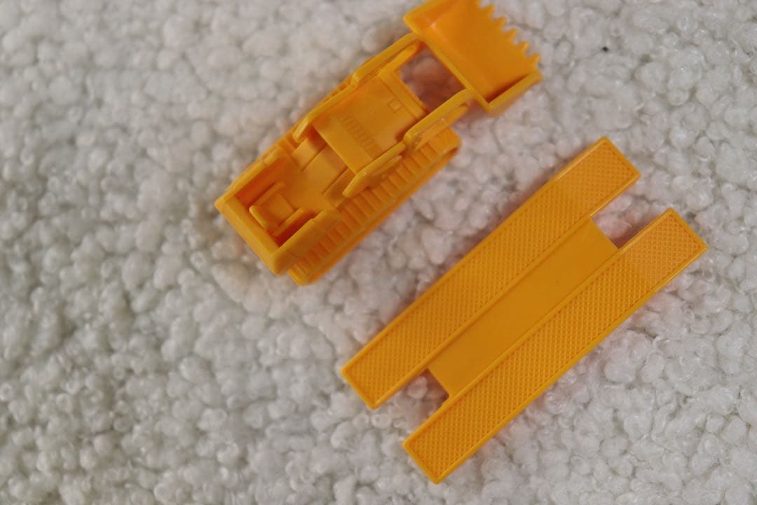 T*A様 日本製　トミカ　UD コンドル　ブルドーザーキャリア　赤箱　56