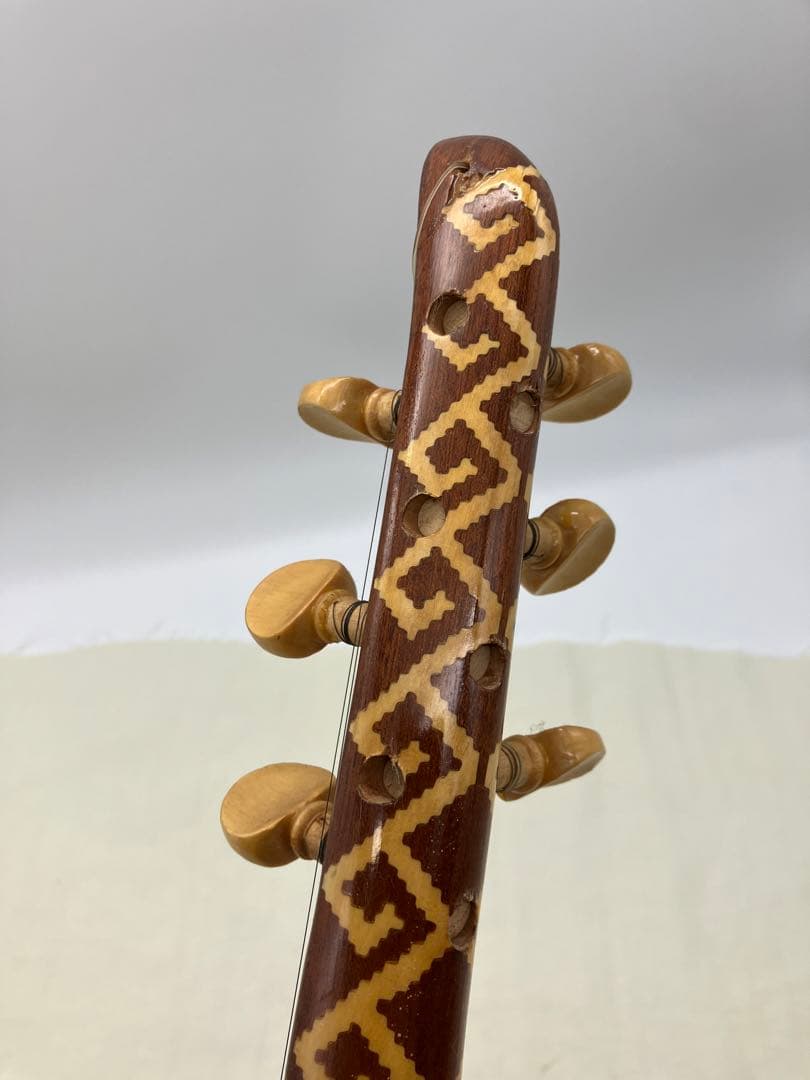 トルコ　サズ　Saz 民族楽器　弦楽器 ②