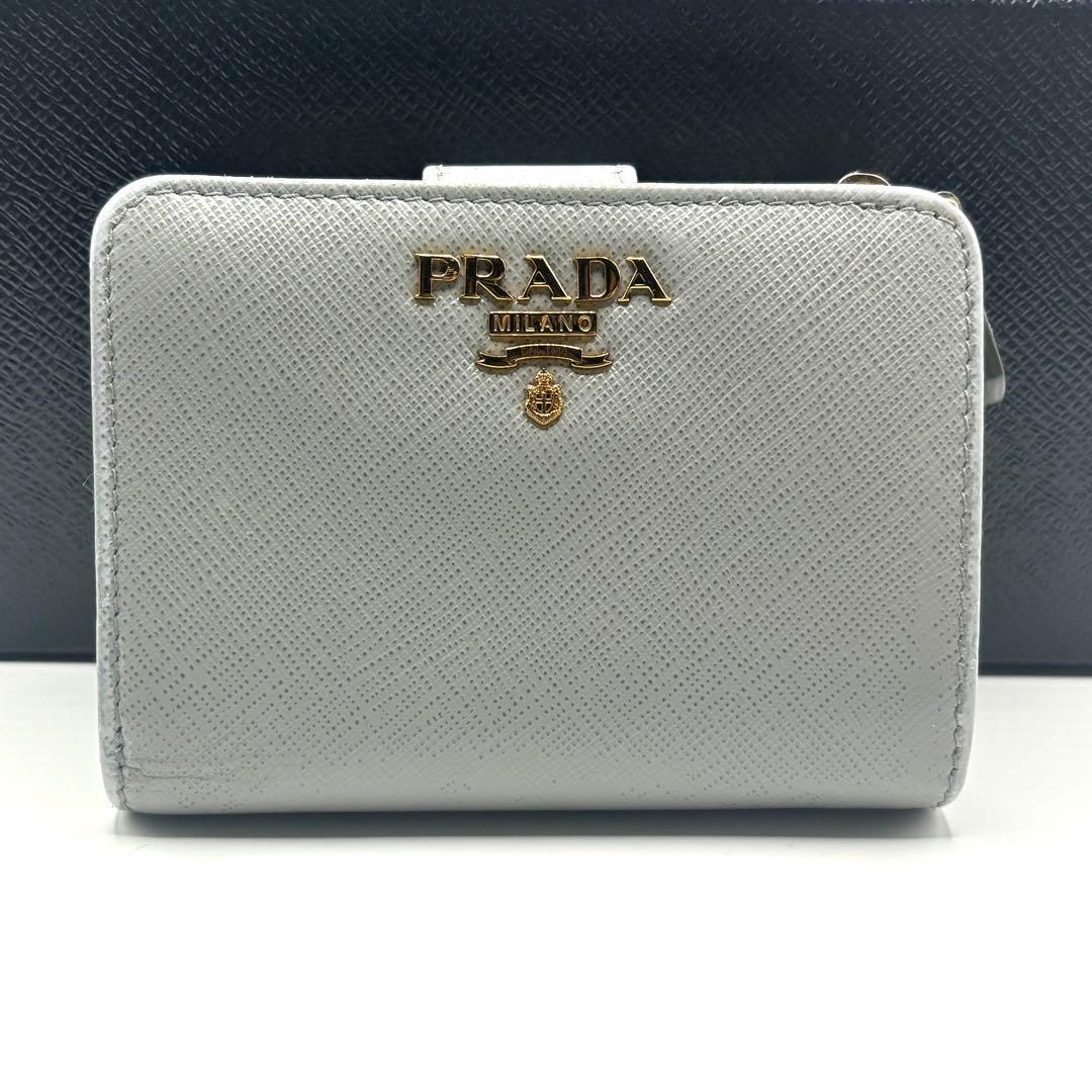 ✨現行モデル✨PRADA 二つ折り 財布 サフィアーノ メタルロゴ ICタグ