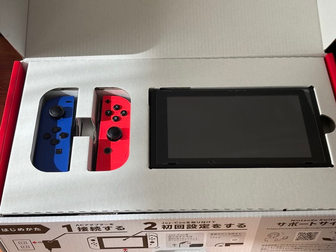 Nintendo Switch 本体 青と赤 ジョイコン付き（ジャンク）
