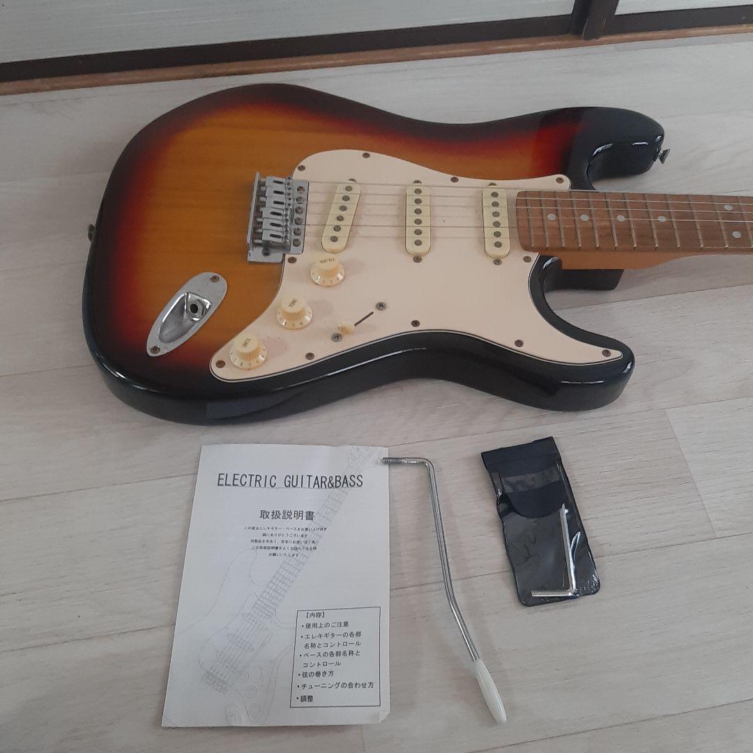 エレキギターST16とPG-10 ギター＆ベースアンプ