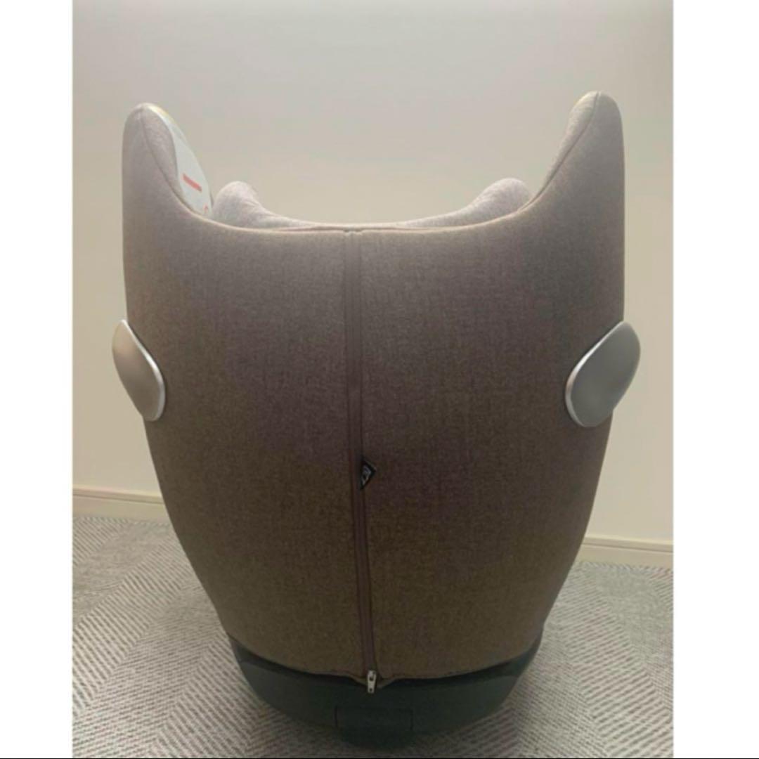 サイベックスシローナ　チャイルドシート 側面保護付き　ベージュ