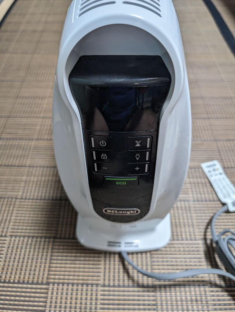 デロンギ オイルヒーター NJ0505E