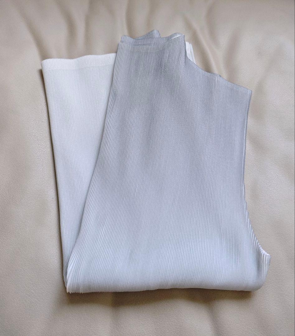 PLEATS PLEATS GRADATION タンクトップ