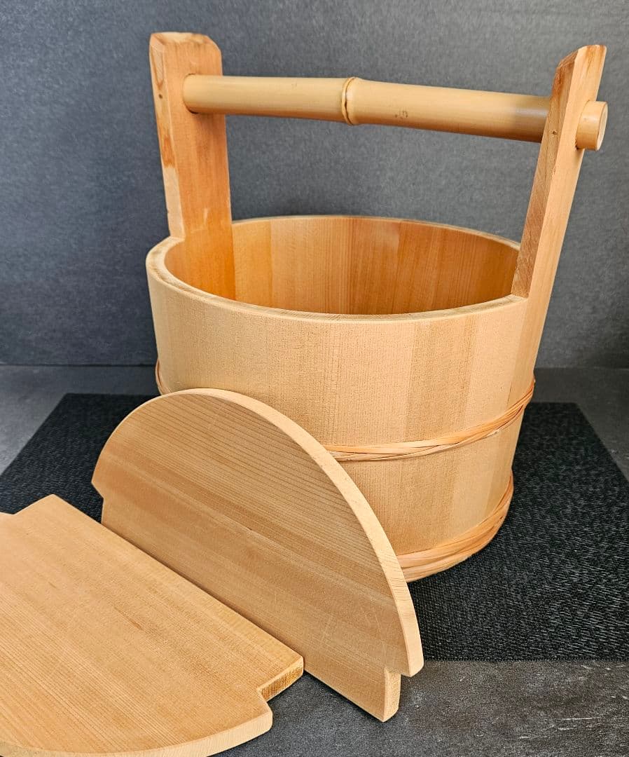 茶道具】水張桶 円二造 竹手付 通桶 水屋道具 露地道具 手桶 木製水指