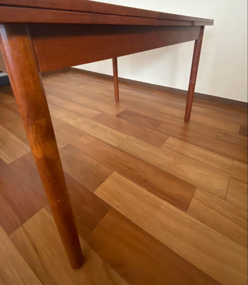 【送料込】【難あり】北欧ビンテージのテーブル