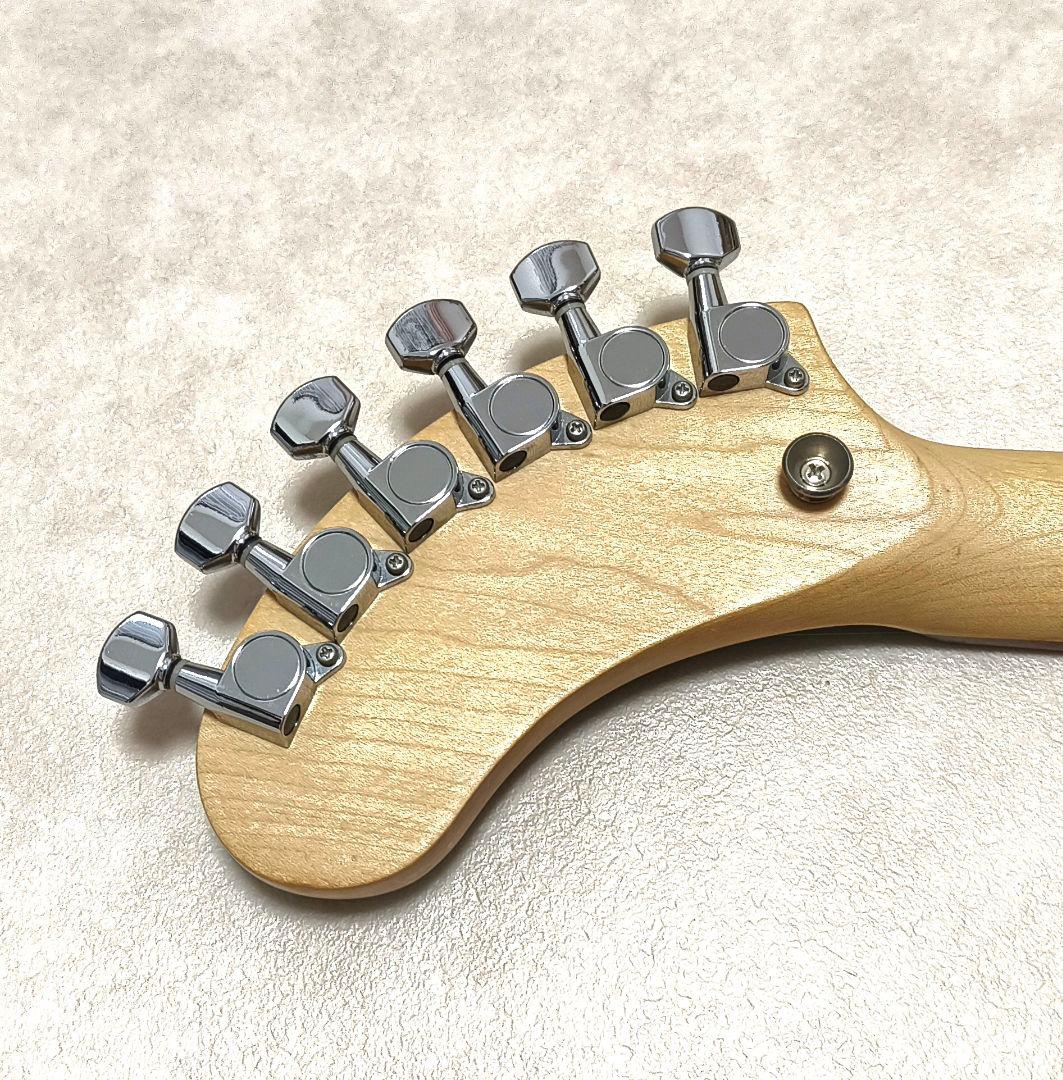 【超美品】ZO-3 グリーン アンプ内蔵ミニギター 専用ケース付 ぞーさん