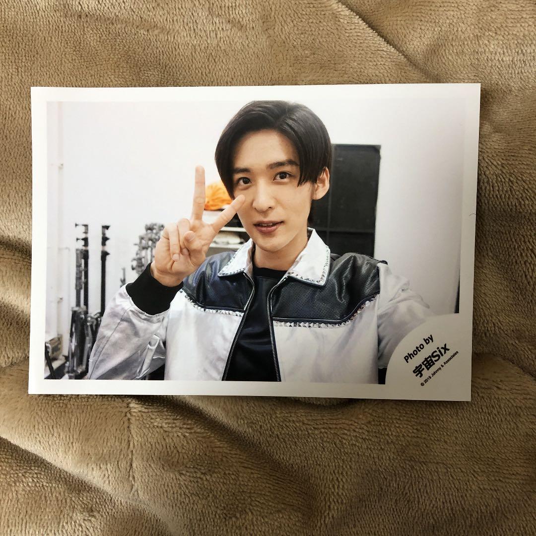 目黒蓮 公式写真 宇宙six SnowMan | Buyee 通販購入サポートサービス