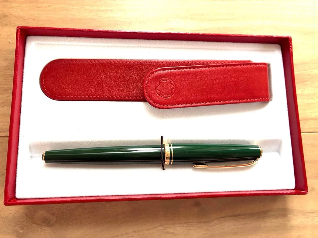 Glass Studio Toos 百華 Vermillion Orange Glass Studio Toos 百華