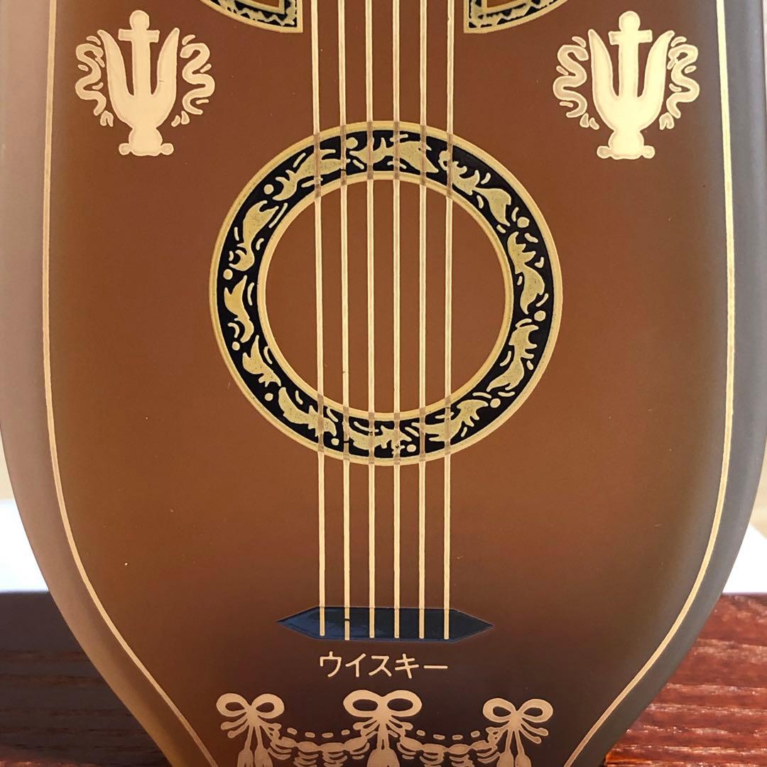 サントリーウイスキー 響 リラギター 楽器シリーズ 未開封 古酒 600ml