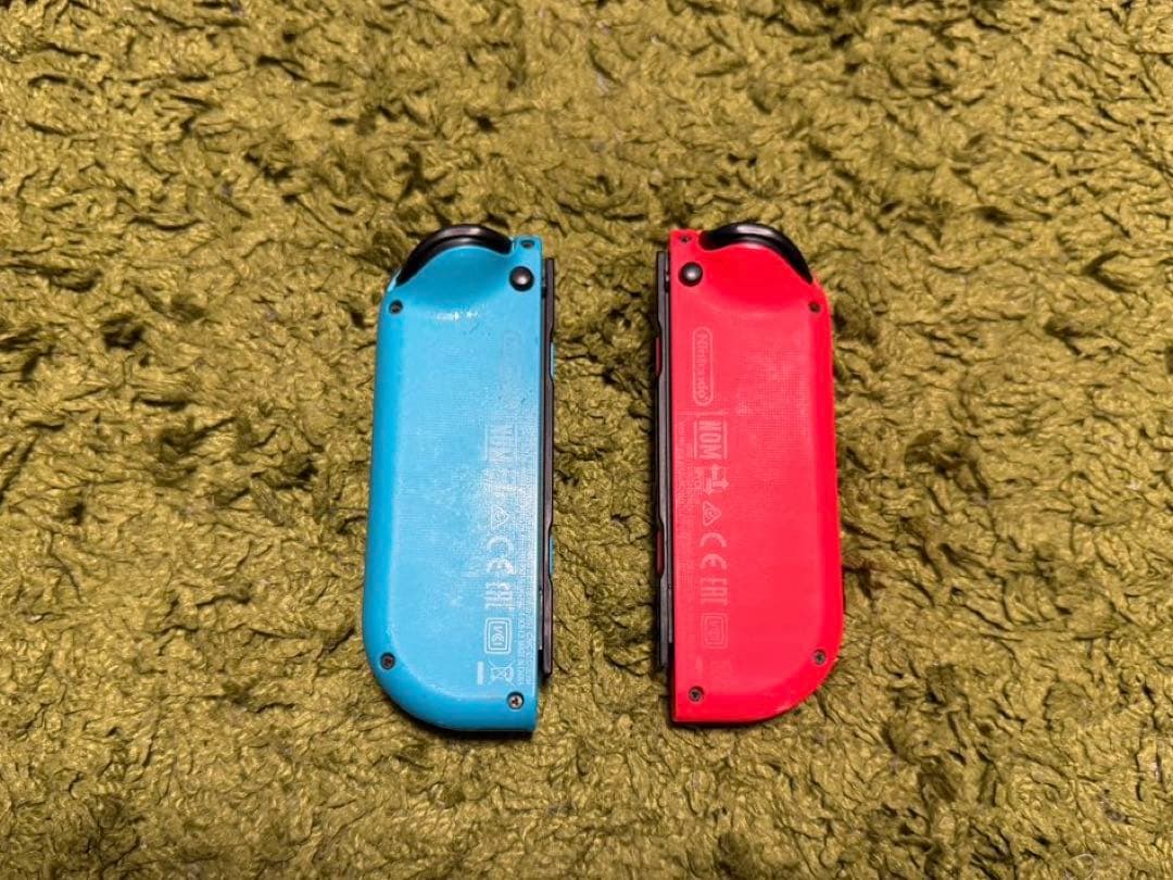 NintendoSwitch&ホリパッド&追加コントローラー& ポーチ　おまけ付