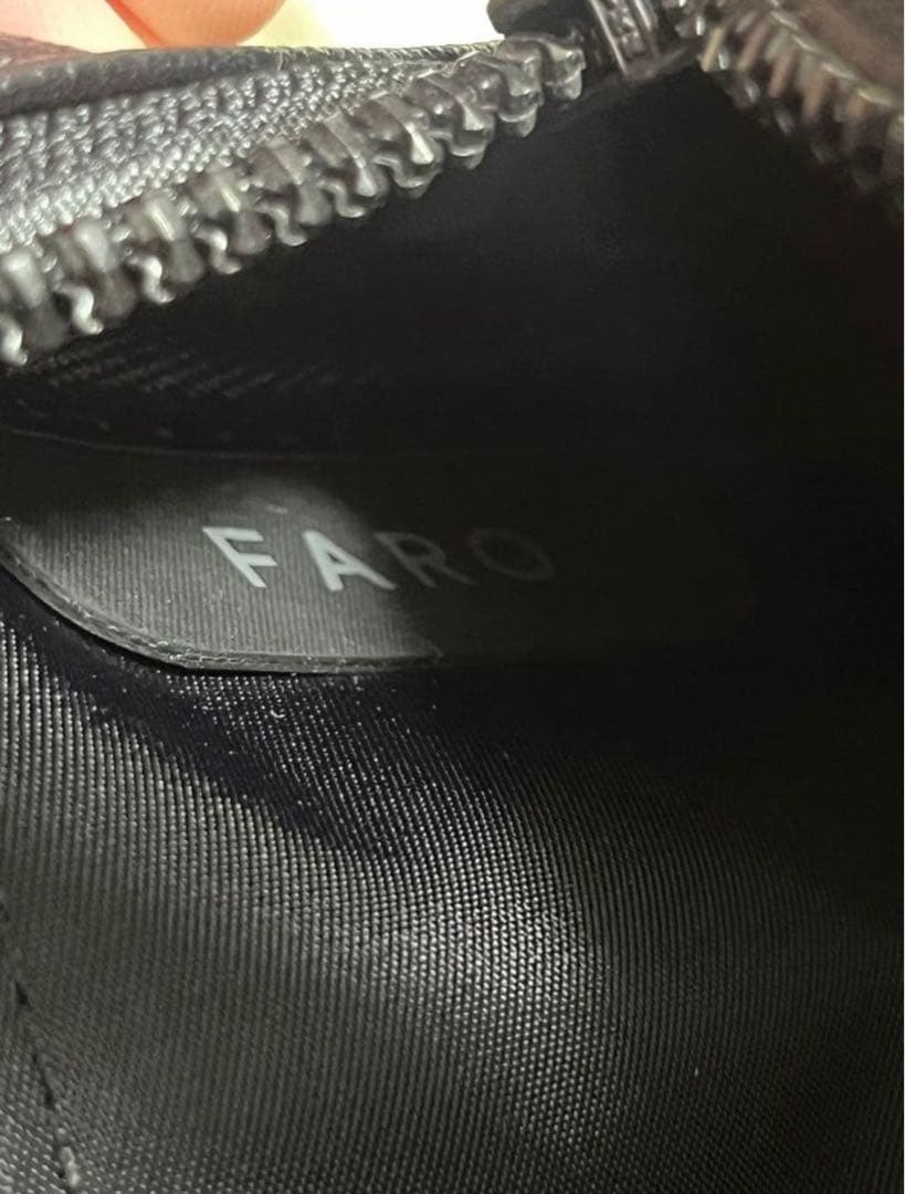 【使用僅か】FARO 防水レザークラッチバッグ　ポーチ