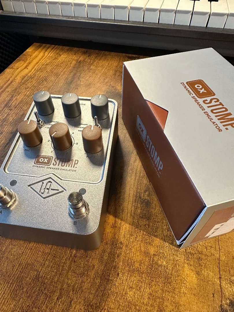 ギター UAFX OX Stomp. Dynamic Speaker Emulator