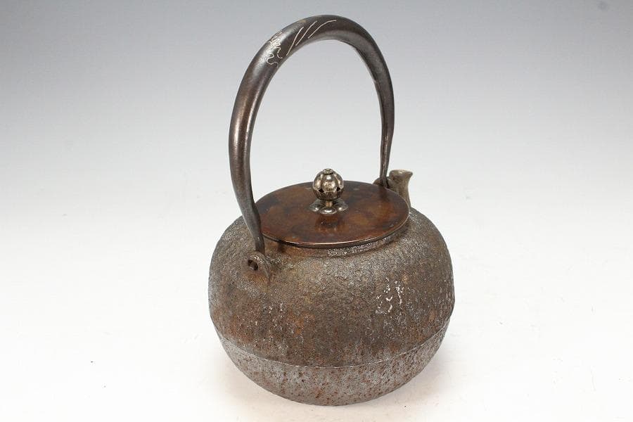 2422 金龍堂 大国寿郎作 鉄瓶 時代物