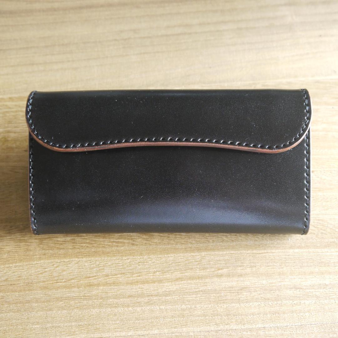 ヌメ革　栃木レザー　サドルレザー　赤タグ付き　ロングウォレット　三つ折り　黒