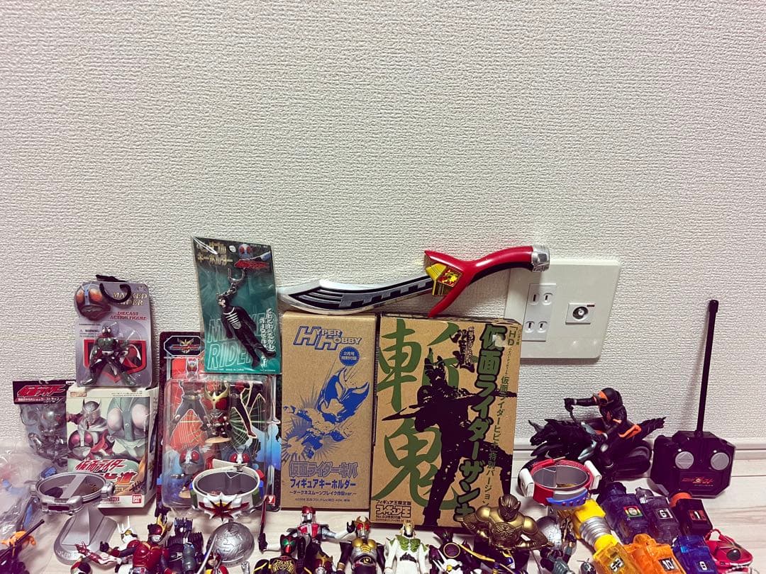 【大量】　仮面ライダー　まとめ売り　食玩　ガチャ　創絶　フィギュア　平成　HDM