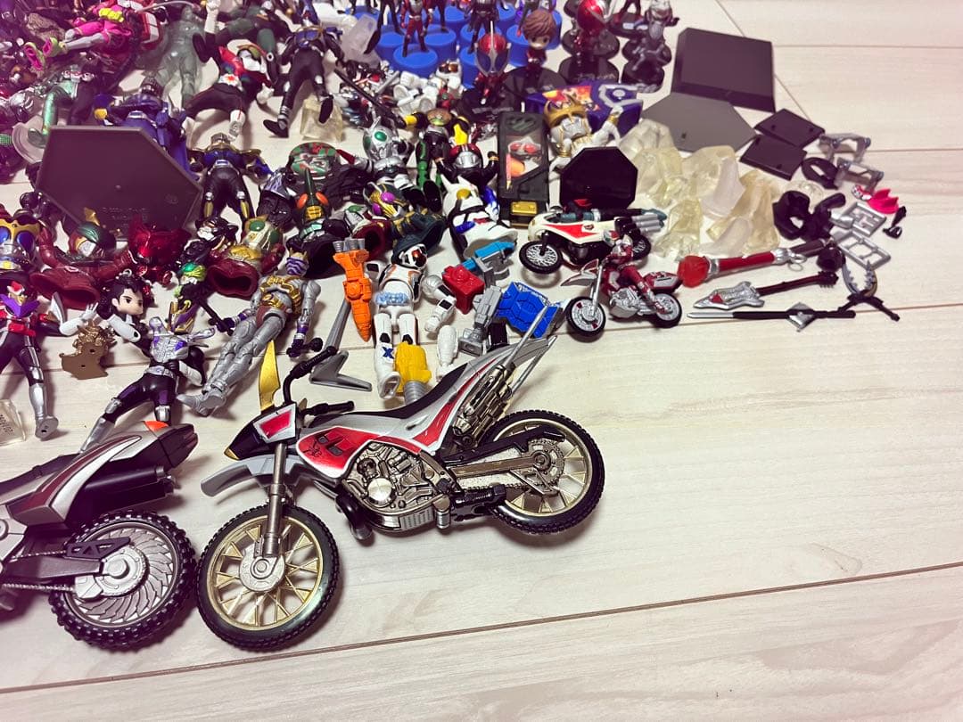 【大量】　仮面ライダー　まとめ売り　食玩　ガチャ　創絶　フィギュア　平成　HDM