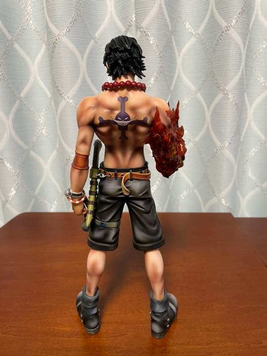 改造・リペイント　ワンピース　ポートガス・D・エース