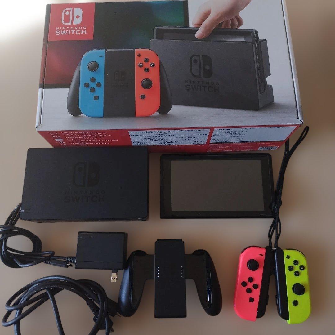 Nintendo Switch 本体　任天堂