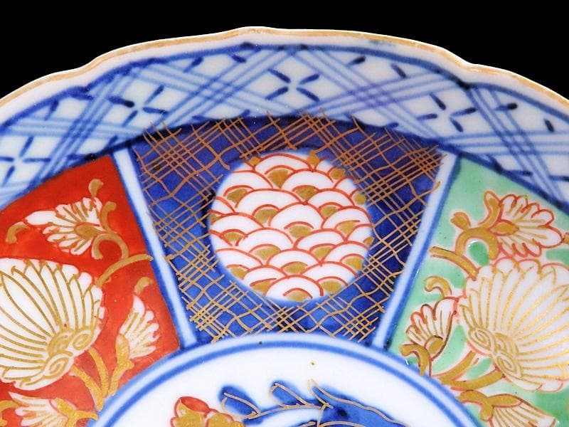 大聖寺伊万里 金襴手 青海波に牡丹の図 4寸皿 5枚 B205AS-CZe - メルカリ