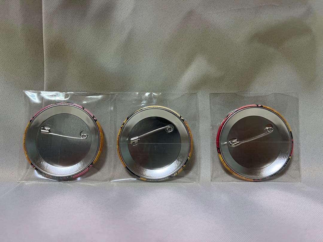 ペルソナQ2 ニュー シネマ ラビリンス ファミ通DX特典 主人公 缶バッジ