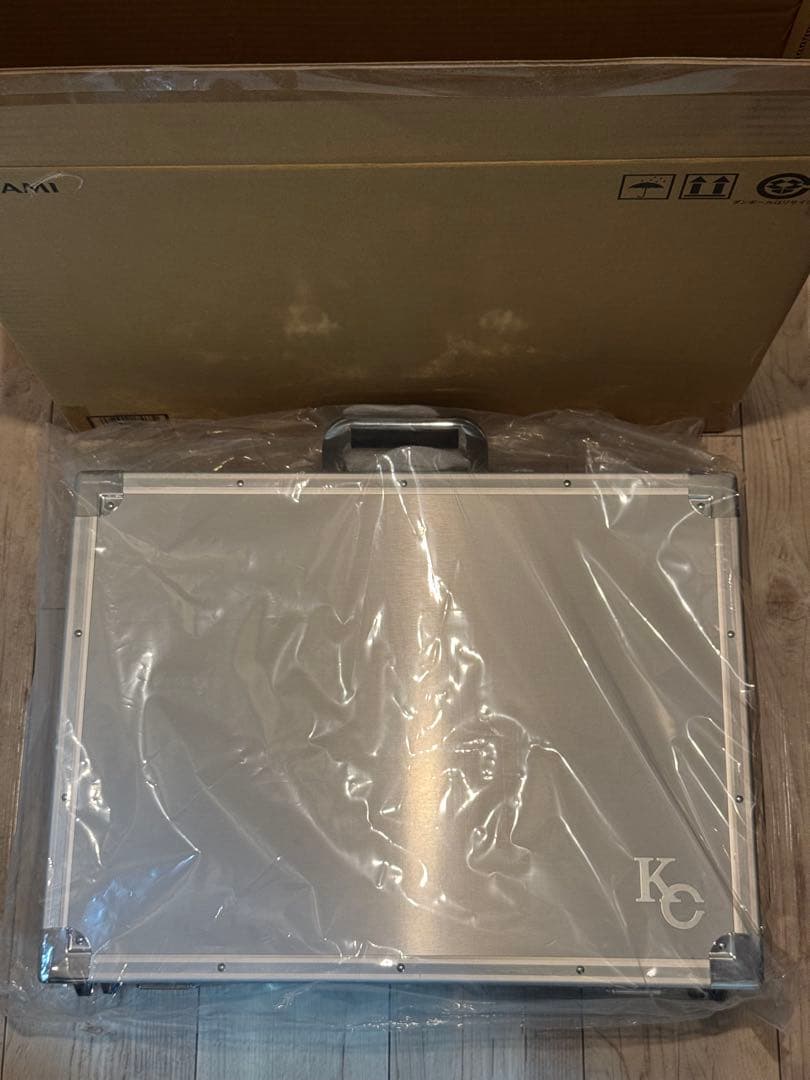 遊戯王　海馬セット　アタッシュケース　未開封　青眼の白龍 遊戯王 海馬セット アタッシュケース 1枚の通販 青眼の白龍