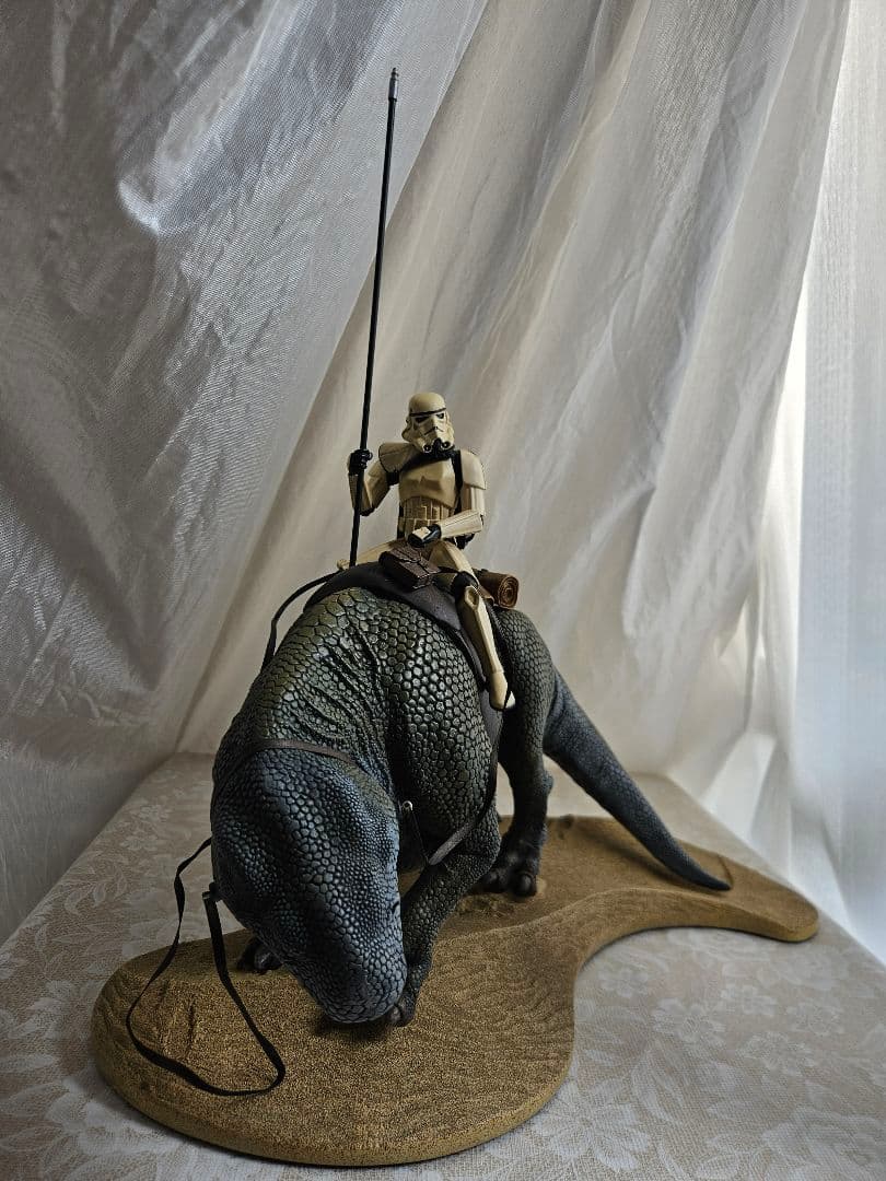 サンドトルーパーアンドデューバック　スタチュージオラマ　ジェントルジャイアント