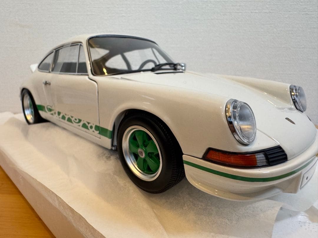 【MINICHAMPS】Porsche 911 Carrera RS 2.7
