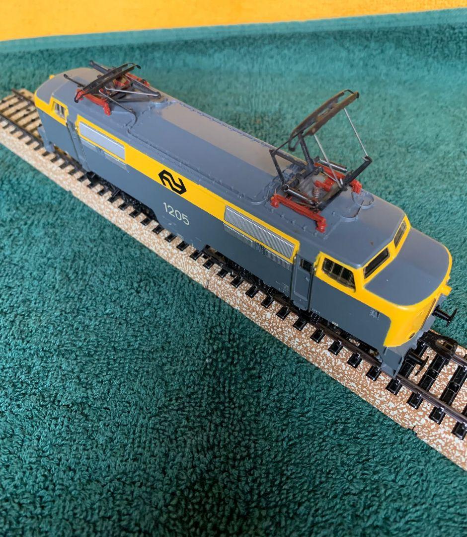 入手不可能メルクリンHOオランダ国鉄電気機関車 No3055廃番品