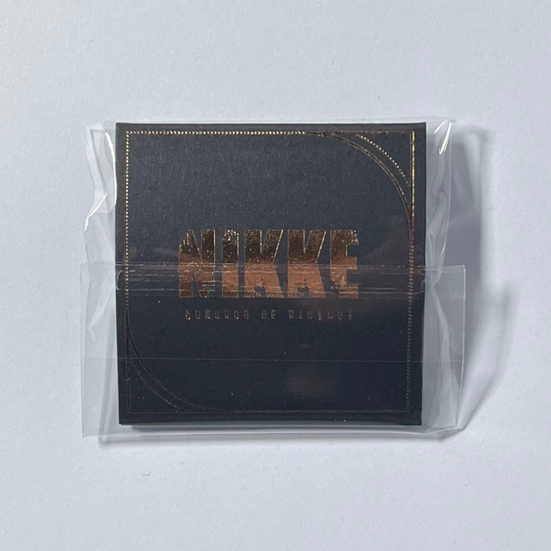 勝利の女神NIKKE AGF2025 紅蓮 ピンバッジ - メルカリ