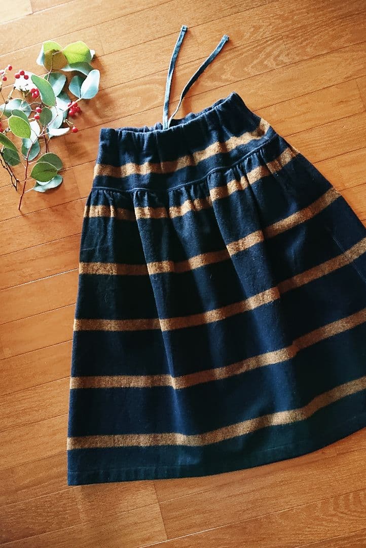 45R ☆フロート縮縦のセイルボーダーフレアースカート/ネイビー×ブラウン♪