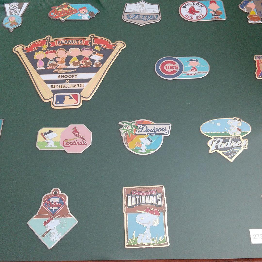 スヌーピー✕MLBピンズコレクション