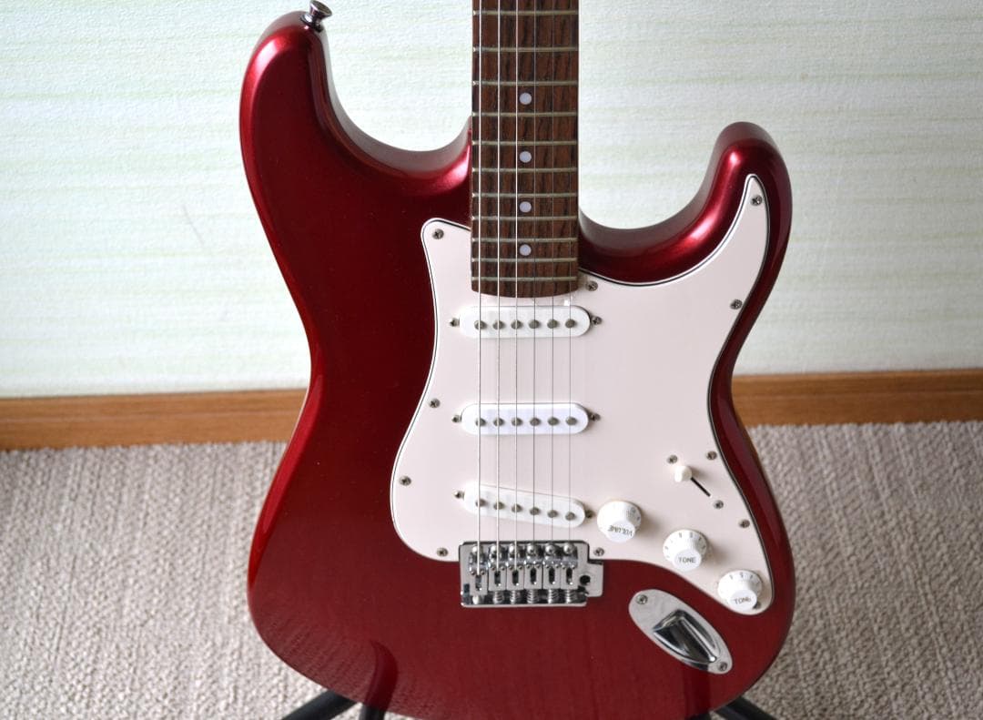 Photogenicフォトジェニック　エレキギターストラトタイプ赤
