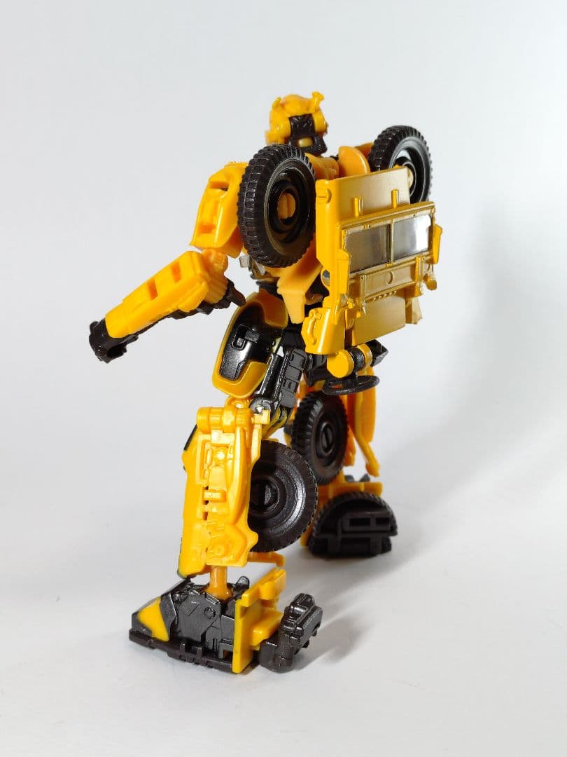 SS-48 オフロードバンブルビー　トランスフォーマー　スタジオシリーズ
