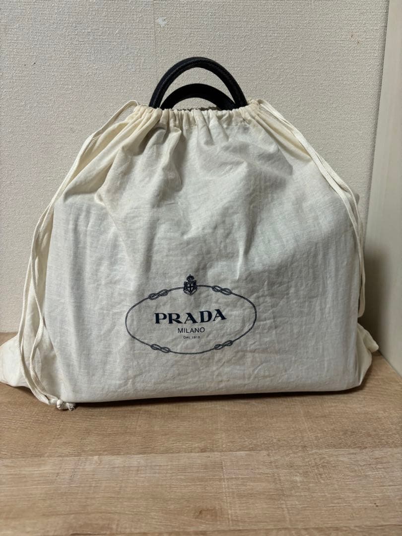 PRADA カナパ ネイビー