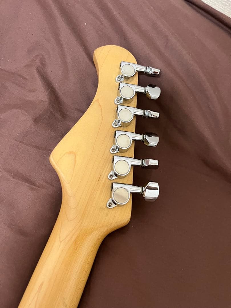 【調整済】Bacchus バッカス　ストラト　エレキギター