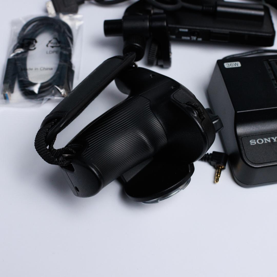 SONY FX6+24-105mm F4+BP-U70+充電器