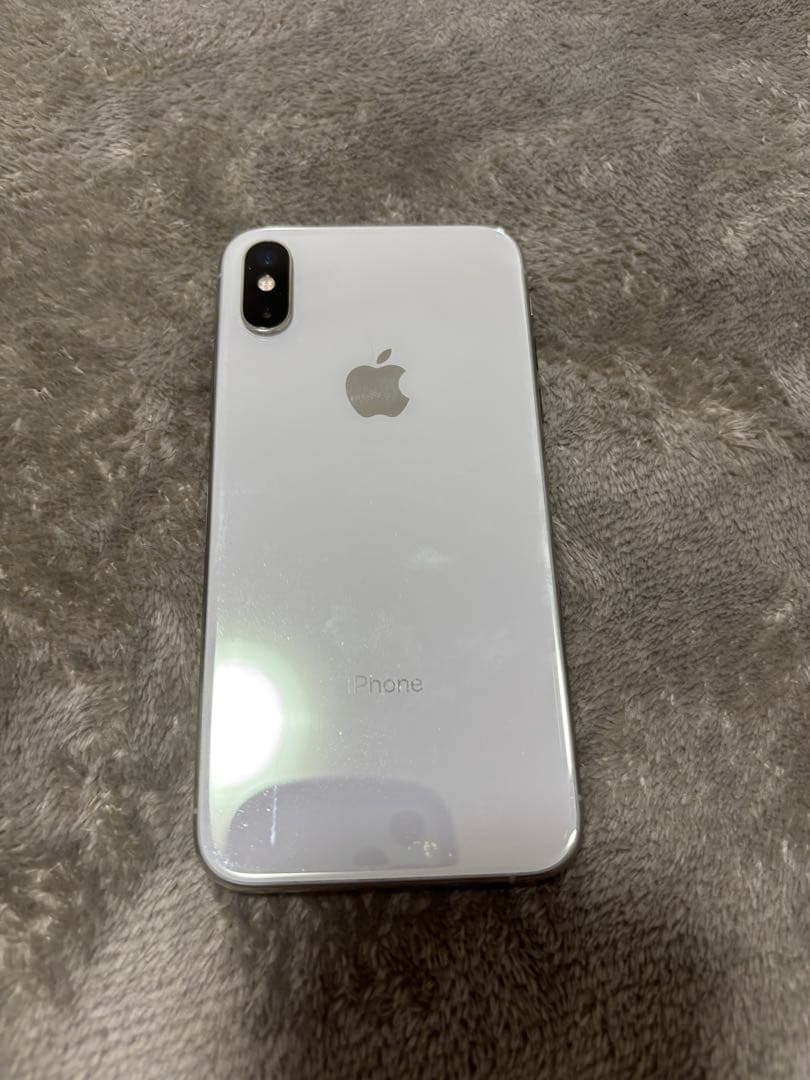 Apple iPhone X シルバー 本体 ジャンク品