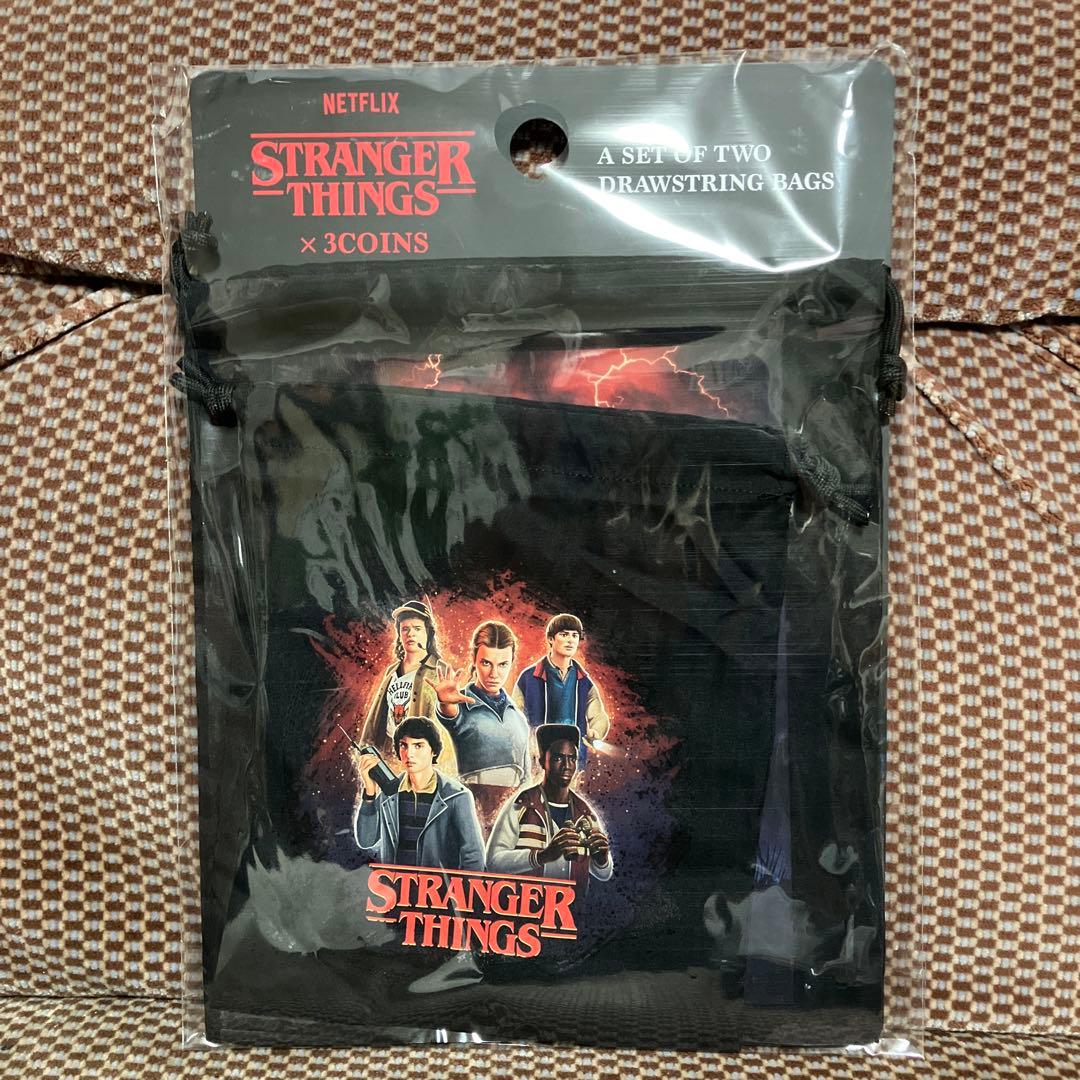 ストレンジャーシングス　スリコ スリッパ　缶バッチ　エコバッグ　他セット 16点